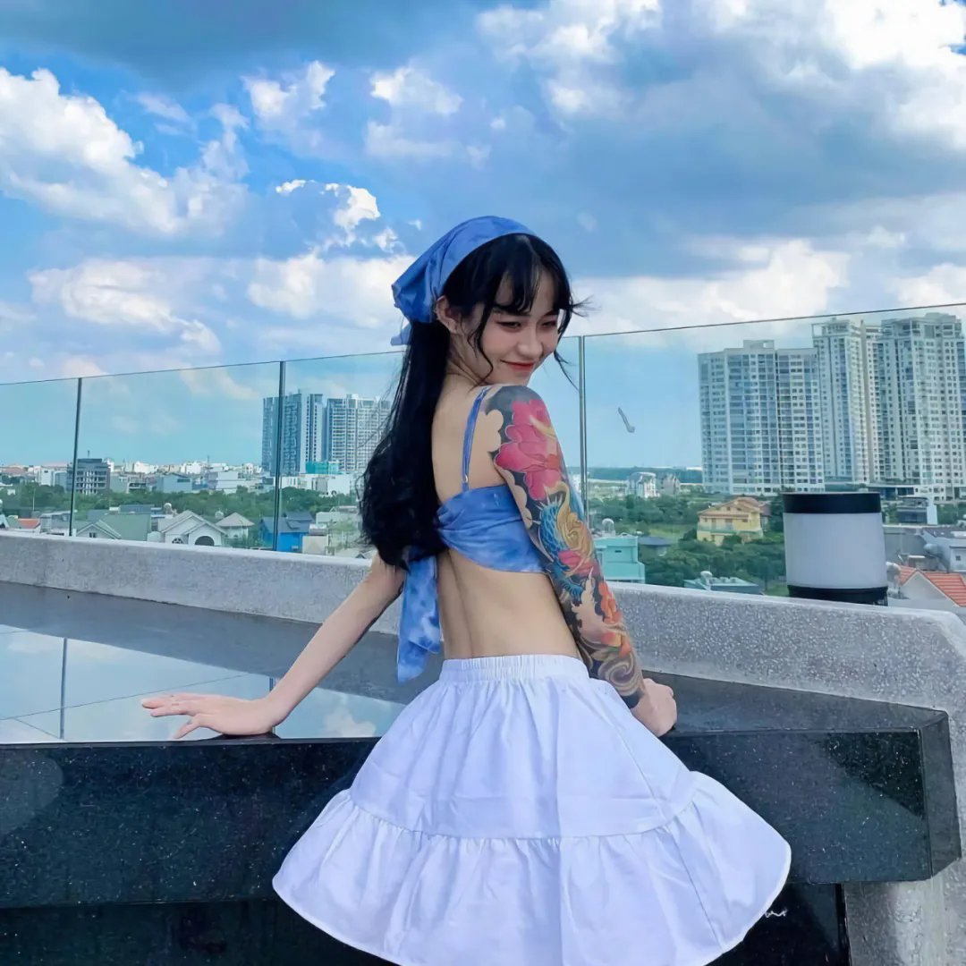 美女来了